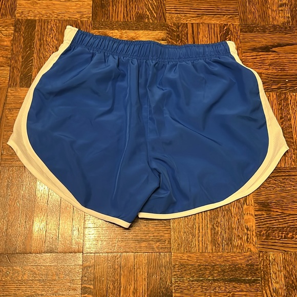Blue and white Nike shorts - Picture 2 of 2
